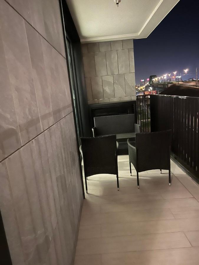 Belgrade Waterfront - Beograd Na Vodi-Metropolitan Apartment Luaran gambar