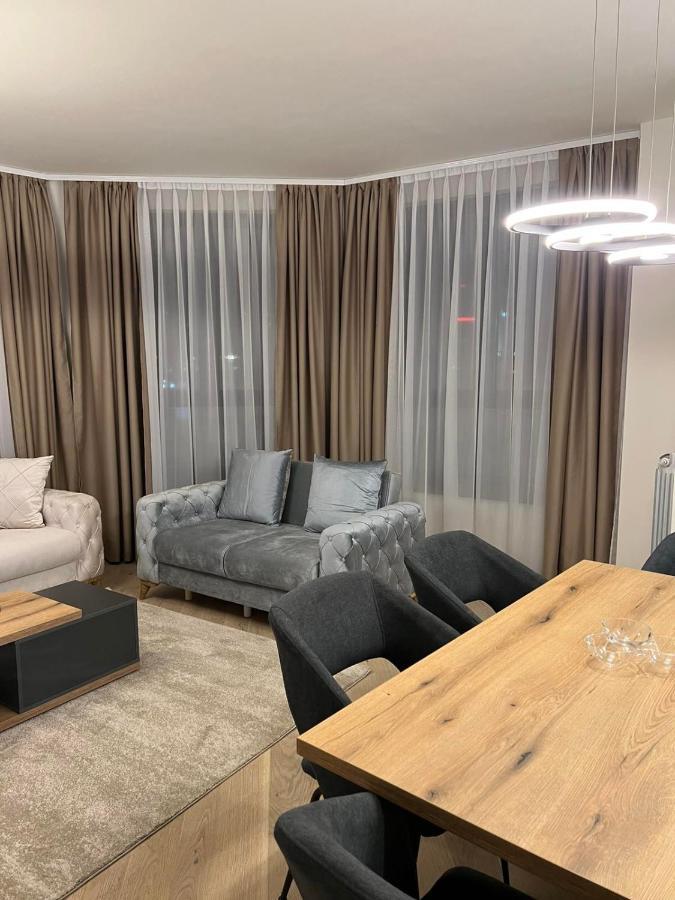 Belgrade Waterfront - Beograd Na Vodi-Metropolitan Apartment Luaran gambar
